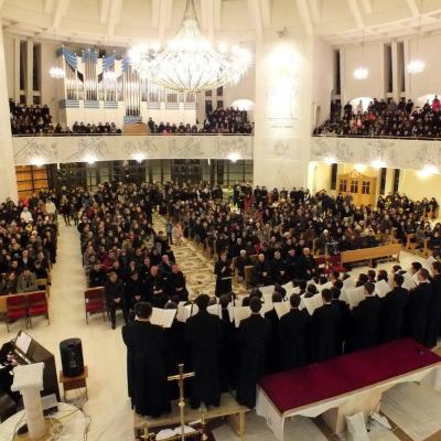 16 decembrie: Iaşi: Concert de colinde al Corului Institutului Teologic în catedrală