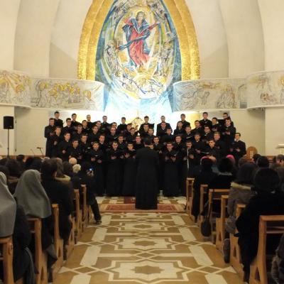 16 decembrie: Iaşi: Concert de colinde al Corului Institutului Teologic în catedrală
