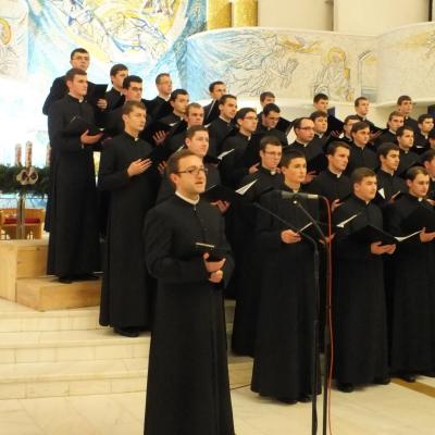 16 decembrie: Iaşi: Concert de colinde al Corului Institutului Teologic în catedrală