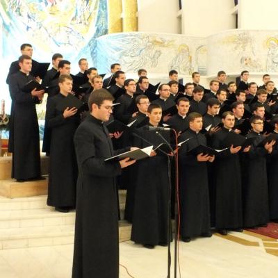 16 decembrie: Iaşi: Concert de colinde al Corului Institutului Teologic în catedrală