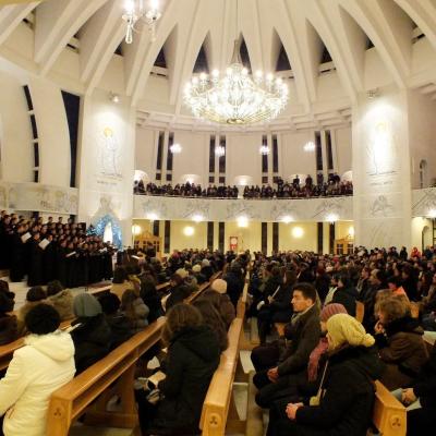 16 decembrie: Iaşi: Concert de colinde al Corului Institutului Teologic în catedrală