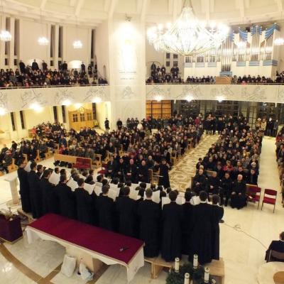 16 decembrie: Iaşi: Concert de colinde al Corului Institutului Teologic în catedrală