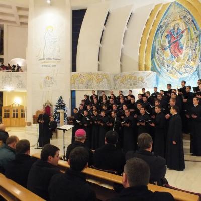 16 decembrie: Iaşi: Concert de colinde al Corului Institutului Teologic în catedrală