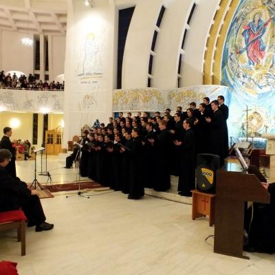 16 decembrie: Iaşi: Concert de colinde al Corului Institutului Teologic în catedrală