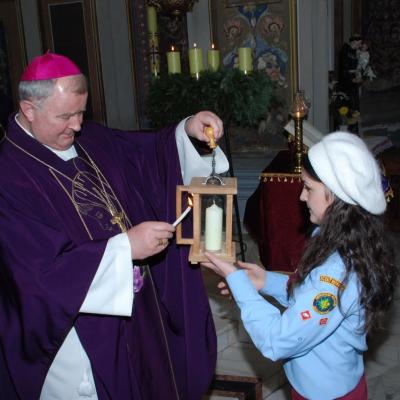 22 decembrie: Iaşi: Celebrarea dedicată Luminii păcii de la Betleem
