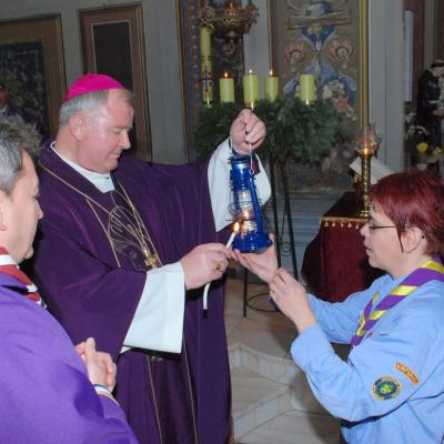 22 decembrie: Iaşi: Celebrarea dedicată Luminii păcii de la Betleem
