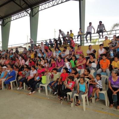 23 decembrie: Ecuador: Festival de Crăciun în Parohia Romano-Catolica "Sfântul Bartolomeu" din Palestina, provincia Guayas