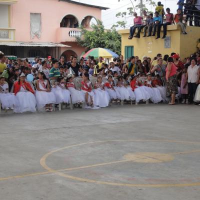 23 decembrie: Ecuador: Festival de Crăciun în Parohia Romano-Catolica "Sfântul Bartolomeu" din Palestina, provincia Guayas