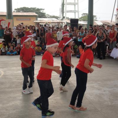 23 decembrie: Ecuador: Festival de Crăciun în Parohia Romano-Catolica "Sfântul Bartolomeu" din Palestina, provincia Guayas