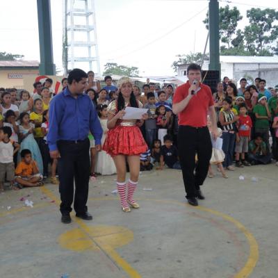 23 decembrie: Ecuador: Festival de Crăciun în Parohia Romano-Catolica "Sfântul Bartolomeu" din Palestina, provincia Guayas