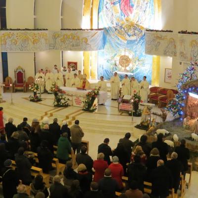 24-25 decembrie: Iaşi: Crăciunul în imagini la catedrala "Sfânta Fecioară Maria, Regină"