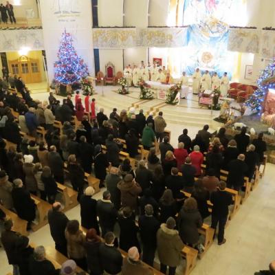 24-25 decembrie: Iaşi: Crăciunul în imagini la catedrala "Sfânta Fecioară Maria, Regină"