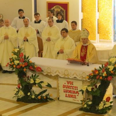24-25 decembrie: Iaşi: Crăciunul în imagini la catedrala "Sfânta Fecioară Maria, Regină"