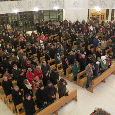 24-25 decembrie: Iaşi: Crăciunul în imagini la catedrala "Sfânta Fecioară Maria, Regină"