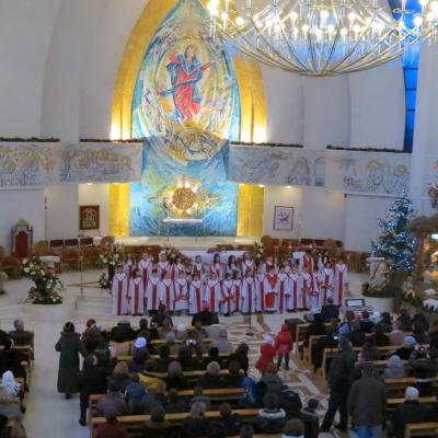 24-25 decembrie: Iaşi: Crăciunul în imagini la catedrala "Sfânta Fecioară Maria, Regină"