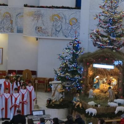 24-25 decembrie: Iaşi: Crăciunul în imagini la catedrala "Sfânta Fecioară Maria, Regină"