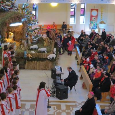 24-25 decembrie: Iaşi: Crăciunul în imagini la catedrala "Sfânta Fecioară Maria, Regină"