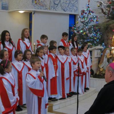 24-25 decembrie: Iaşi: Crăciunul în imagini la catedrala "Sfânta Fecioară Maria, Regină"