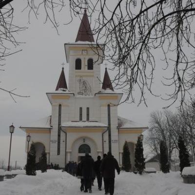 26 decembrie: Bijghir: Sfinţire de noi clopote