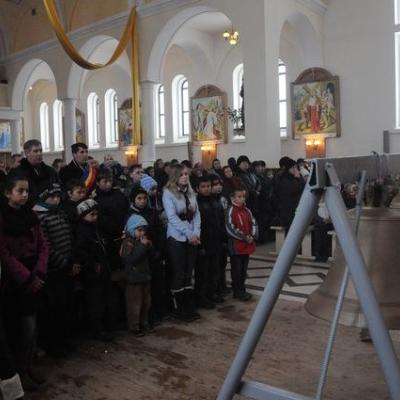 26 decembrie: Bijghir: Sfinţire de noi clopote