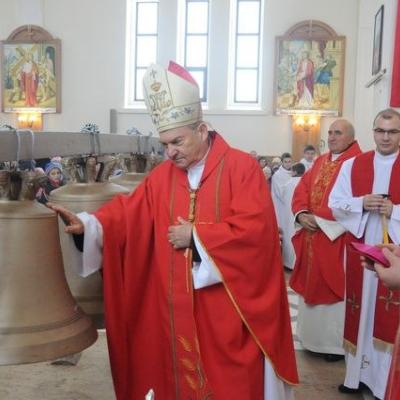 26 decembrie: Bijghir: Sfinţire de noi clopote
