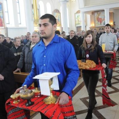 26 decembrie: Bijghir: Sfinţire de noi clopote