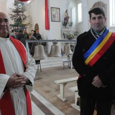 26 decembrie: Bijghir: Sfinţire de noi clopote
