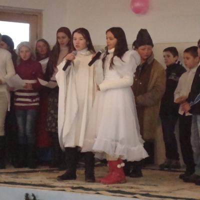 27 decembrie: Horgeşti: Spectacol de Crăciun