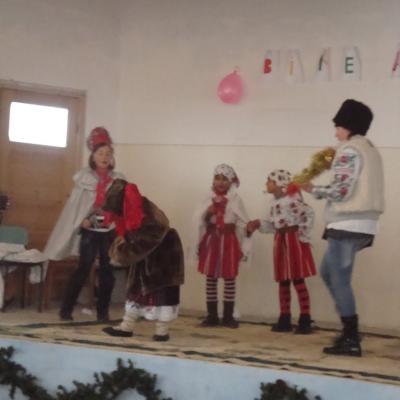 27 decembrie: Horgeşti: Spectacol de Crăciun