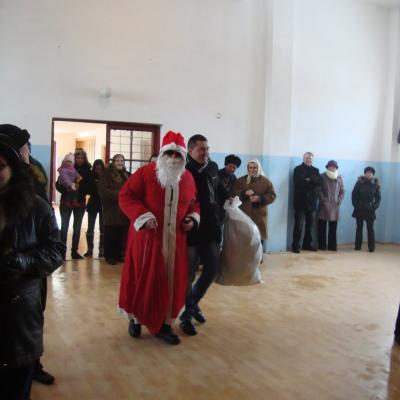 27 decembrie: Horgeşti: Spectacol de Crăciun