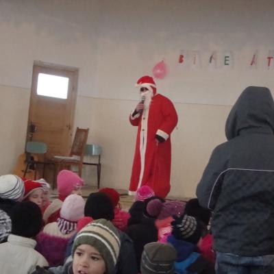 27 decembrie: Horgeşti: Spectacol de Crăciun