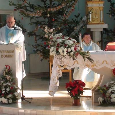 30 decembrie: Roman: Sfânta Familie sărbătorită în "familia «Inima Neprihănită a Mariei»"
