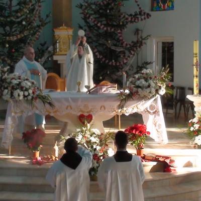 30 decembrie: Roman: Sfânta Familie sărbătorită în "familia «Inima Neprihănită a Mariei»"