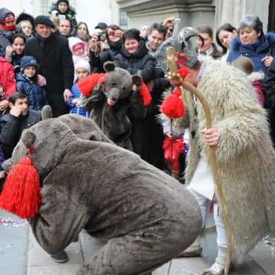 1 ianuarie: Torino: Prima zi a Anului Nou cu datini şi obiceiuri tradiţionale româneşti