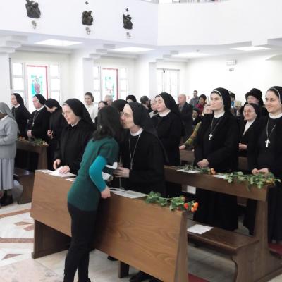 6 ianuarie: Iaşi: Reînnoire de voturi
