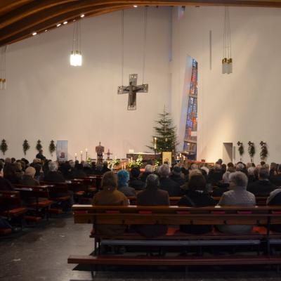 12 ianuarie: Bregenz (Austria): Despărţirea de prelatul Albert Holenstein: "O candelă care a ars pentru alţii"