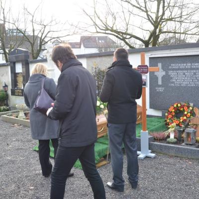 12 ianuarie: Bregenz (Austria): Despărţirea de prelatul Albert Holenstein: "O candelă care a ars pentru alţii"
