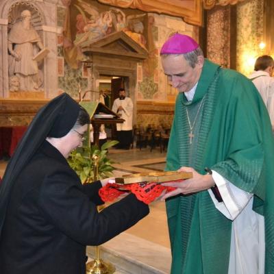 27 ianuarie: Roma: Întâlnirea persoanelor consacrate