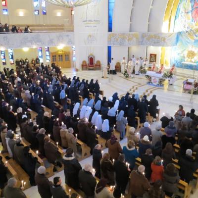 2 februarie: Iaşi: Ziua Persoanelor Consacrate