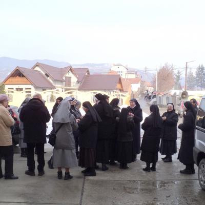 3 februarie: Oituz: Ziua persoanelor consacrate din zona Oneşti
