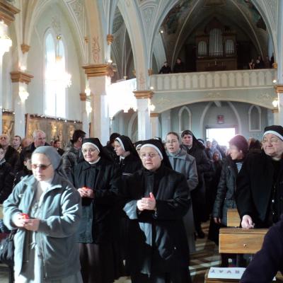 3 februarie: Oituz: Ziua persoanelor consacrate din zona Oneşti