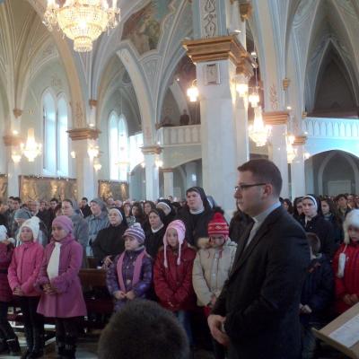 3 februarie: Oituz: Ziua persoanelor consacrate din zona Oneşti