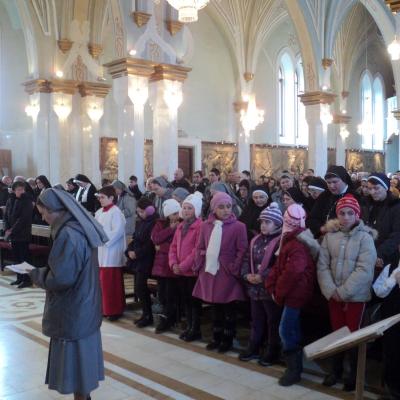 3 februarie: Oituz: Ziua persoanelor consacrate din zona Oneşti