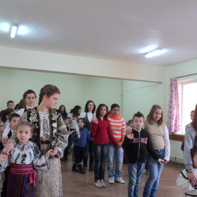 3 februarie: Oituz: Ziua persoanelor consacrate din zona Oneşti