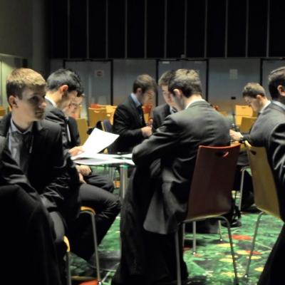 6-13 februarie: Bacău: Parlamentari pentru o zi