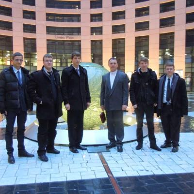 6-13 februarie: Bacău: Parlamentari pentru o zi