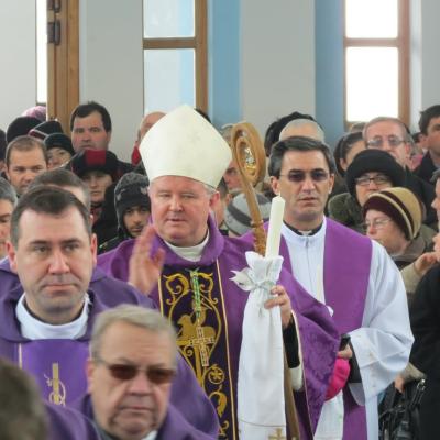 12 februarie: Horleşti: Funeraliile părintelui Mihai Cucuteanu