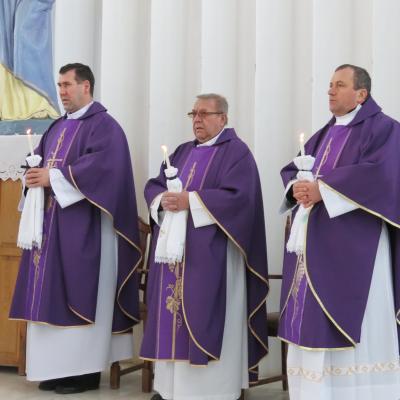 12 februarie: Horleşti: Funeraliile părintelui Mihai Cucuteanu