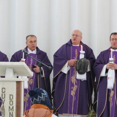 12 februarie: Horleşti: Funeraliile părintelui Mihai Cucuteanu
