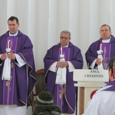 12 februarie: Horleşti: Funeraliile părintelui Mihai Cucuteanu